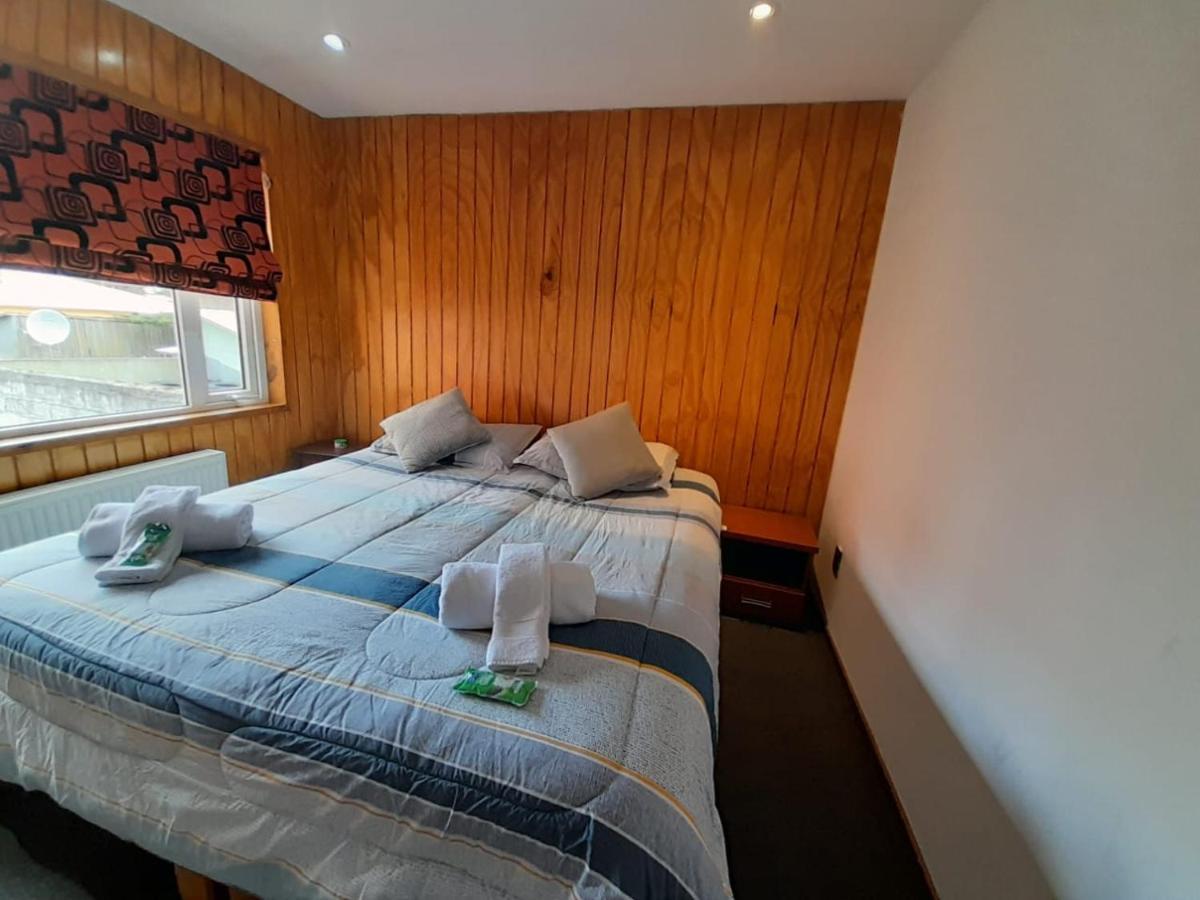 Almer Punta Arenas